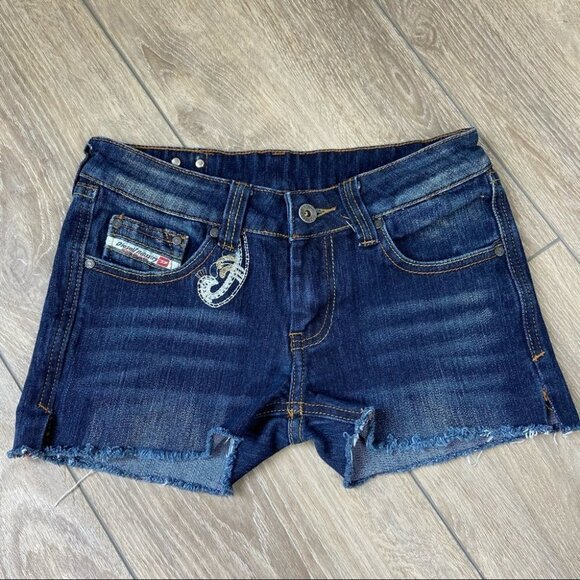 Diesel Embroidered Distressed  Jean Shorts - Picture 1 of 10